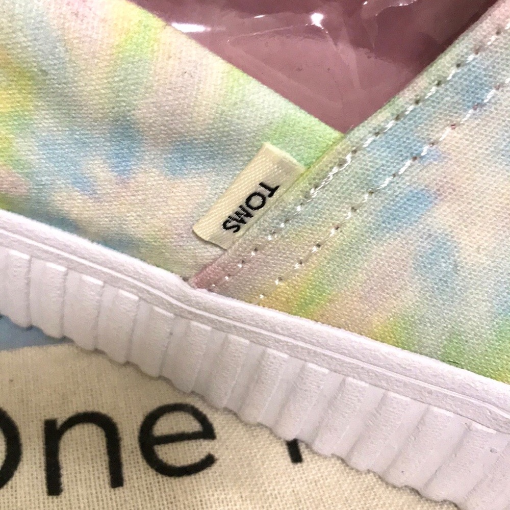 Toms Alpergata Indio Tie-Dyed Flats - Picture 7 of 16